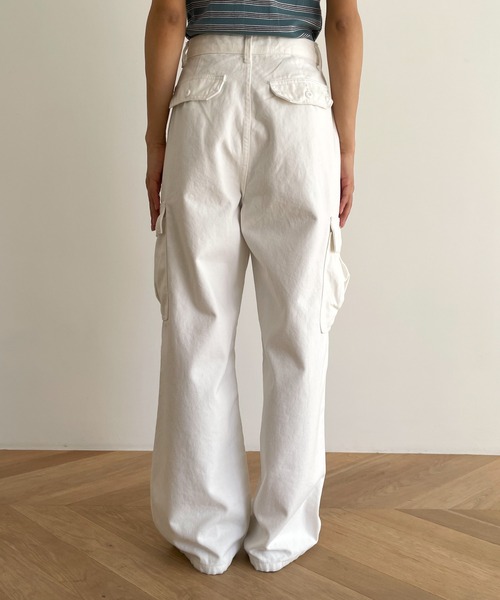CANAL JEAN（キャナルジーン）の「El mar(エルマール) コットンツイルカーゴパンツ（カーゴパンツ・レディース・ホワイト・MEDIUM/SMALL）」の9枚目の写真