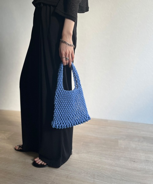 ISOOK（アイスー）の「【ZOZO限定】Mesh mini hand bag / メッシュミニハンドバッグ（ハンドバッグ・レディース・アイボリー/ブラック/ブルー・FREE）」の10枚目の写真