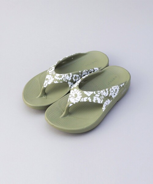 FREAK'S STORE(フリークスストア)の「OOFOS/ウーフォス OOriginal Limited/ウーオリジナルリミテッド(トングサンダル)(サンダル・レディース・グリーン/ブラック/ラベンダー・8/7/6)」の10枚目の写真