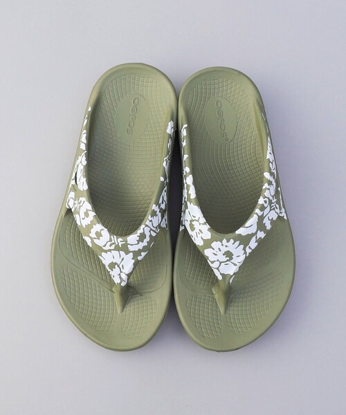 FREAK'S STORE(フリークスストア)の「OOFOS/ウーフォス OOriginal Limited/ウーオリジナルリミテッド(トングサンダル)(サンダル・レディース・グリーン/ブラック/ラベンダー・8/7/6)」の11枚目の写真