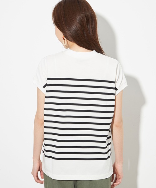 Petit Honfleur（プチオンフルール）の「【UVカット・接触冷感】オーガニックコットンボーダーモックネックＴシャツ（Tシャツ/カットソー・レディース・アイボリー/ブラック・L/M）」の5枚目の写真