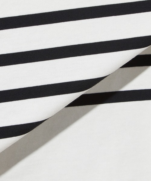 Petit Honfleur（プチオンフルール）の「【UVカット・接触冷感】オーガニックコットンボーダーモックネックＴシャツ（Tシャツ/カットソー・レディース・アイボリー/ブラック・L/M）」の9枚目の写真