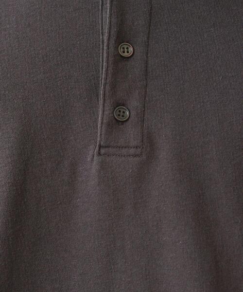 Steven Alan（スティーブンアラン）の「＜Steven Alan＞ CR HENLEY NECK SSL TEE -LOOSE/Tシャツ（Tシャツ/カットソー・メンズ・ダークブラウン/ダークグレー/ネイビー・S/M/L/XL）」の5枚目の写真