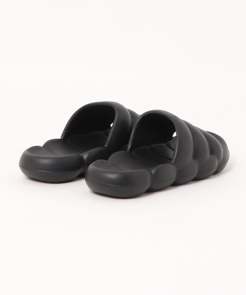 anap mimpi（アナップミンピ）の「フリップフロップマシュマロサンダル（サンダル・レディース・ブラック/イエロー/ピンク/アイボリー・L/M）」の5枚目の写真