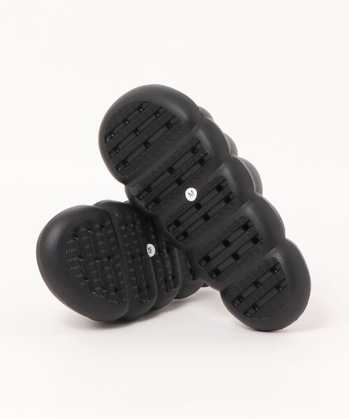 anap mimpi（アナップミンピ）の「フリップフロップマシュマロサンダル（サンダル・レディース・ブラック/イエロー/ピンク/アイボリー・L/M）」の6枚目の写真