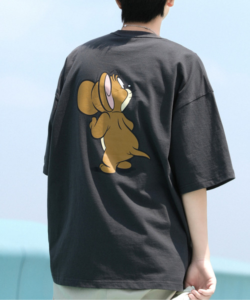 Tom＆Jerry（トムアンドジェリー）の「【neos -addictive design-】TOM&JERRY トムとジェリー ビッグシルエット アメコミ バックプリント 刺繍 Tシャツ（Tシャツ/カットソー・メンズ・スミクロ/ブルー系その他/ホワイト/ホワイト系その他/ホワイト系その他3/ブラック系その他2/ホワイト系その他2/ブラック系その他/ブラック系その他3/ブルー・MEDIUM/LARGE/X-LARGE）」の5枚目の写真