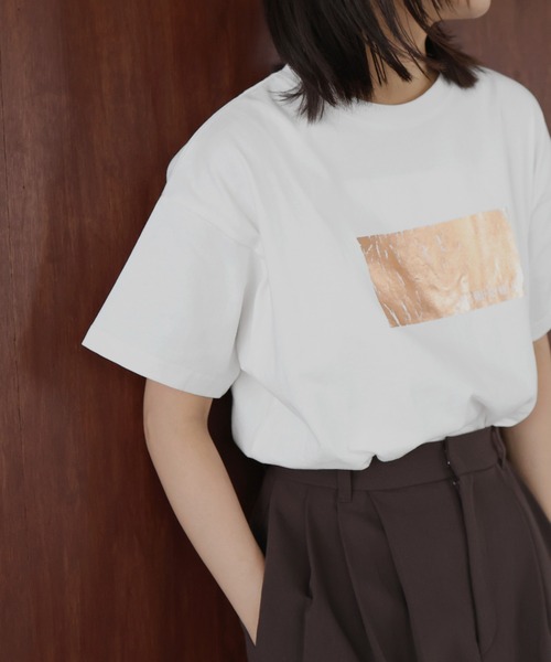 hellam(へラム)の「【入荷禁止】シルバーヴィンテージプリントTシャツ(Tシャツ/カットソー・レディース・ブラック/オフホワイト/ホワイト/チャコール/グレー/ホワイト×ブルー/ホワイト×ブラック/ホワイト×ピンク・FREE)」の5枚目の写真