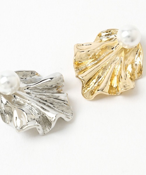 Andemiu(アンデミュウ)の「ウエーブパール2WAYピアス972253(ピアス(両耳用)・レディース・シルバー/ゴールド・FREE)」の8枚目の写真