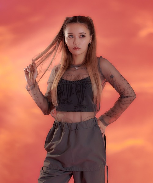 sedacle(セダクル)の「【SDG】print sheer tops(Tシャツ/カットソー・レディース・アイボリー/グレー・FREE)」の4枚目の写真
