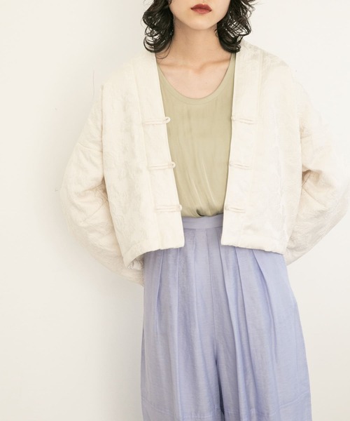 KBF（ケイビーエフ）の「カーブスリーブジャガードジャケット（その他アウター・レディース・グレー/ブラック/アイボリー・ONE）」の4枚目の写真