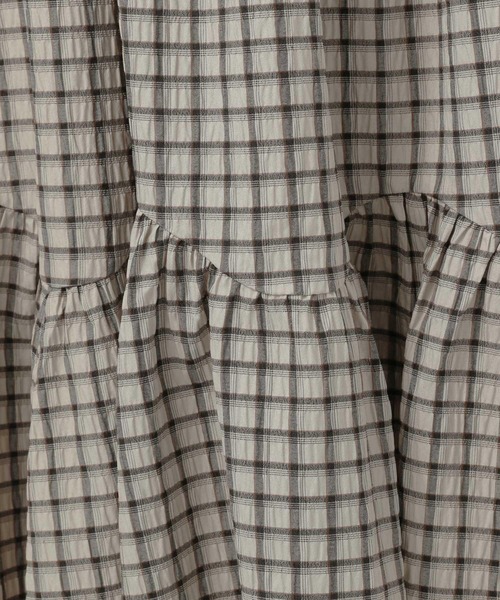 BAYFLOW(ベイフロー)の「チェックティアードスカート(スカート・レディース・ナチュラル/ネイビー・SMALL/MEDIUM)」の20枚目の写真