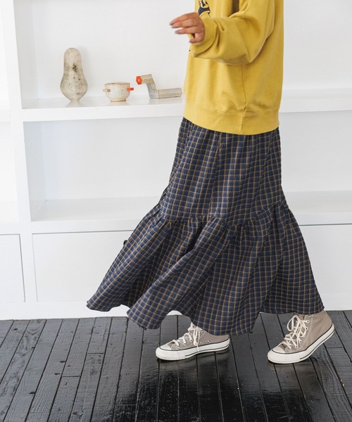 BAYFLOW(ベイフロー)の「チェックティアードスカート(スカート・レディース・ナチュラル/ネイビー・SMALL/MEDIUM)」の6枚目の写真