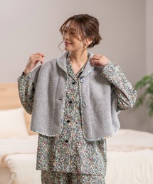 ベスト ルームウェア/パジャマ」に該当するグレー/灰色系の