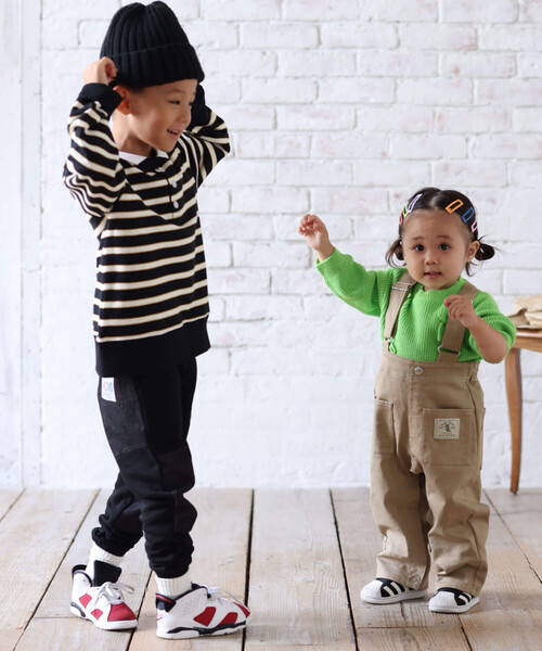 SLAP SLIP（スラップスリップ）の「【宮城舞さん×SLAPSLIP】デニムツイルストレッチサロペット(80~120cm)（つなぎ/オールインワン・キッズ・ネイビー/ベージュ・100cm/110cm/80ｃｍ/90cm/120cm）」の5枚目の写真