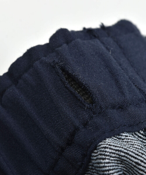 SLAP SLIP（スラップスリップ）の「【宮城舞さん×SLAPSLIP】デニムツイルストレッチサロペット(80~120cm)（つなぎ/オールインワン・キッズ・ネイビー/ベージュ・100cm/110cm/80ｃｍ/90cm/120cm）」の16枚目の写真