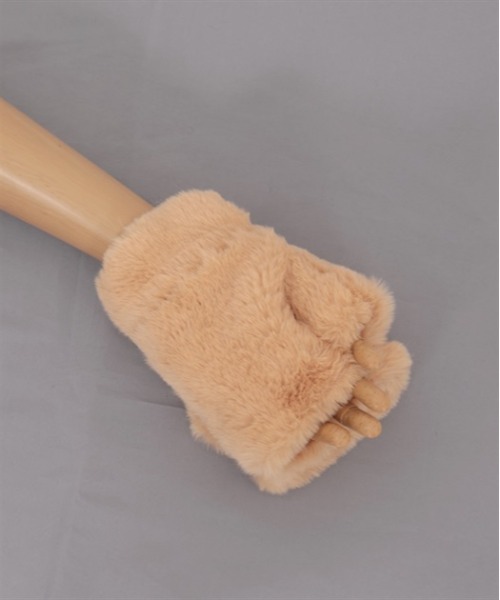 axes femme POETIQUE（アクシーズファムポエティック）の「くまみみファーミトン（手袋・レディース・ベージュ/キナリ・FREE）」の11枚目の写真