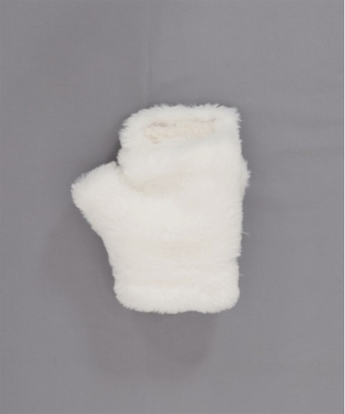 axes femme POETIQUE（アクシーズファムポエティック）の「くまみみファーミトン（手袋・レディース・ベージュ/キナリ・FREE）」の14枚目の写真