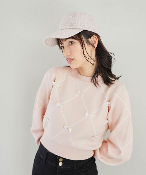 MAJESTIC LEGON(マジェスティックレゴン)の「【この冬注目度№1ニット】プチリボン&ビジューニット(ニット/セーター・レディース・ピンク系その他2/グレー系その他/ホワイト系その他2/ブラック系その他・MEDIUM)」の4枚目の写真