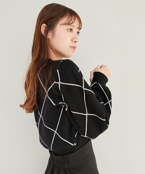 MAJESTIC LEGON(マジェスティックレゴン)の「【この冬注目度№1ニット】プチリボン&ビジューニット(ニット/セーター・レディース・ピンク系その他2/グレー系その他/ホワイト系その他2/ブラック系その他・MEDIUM)」の11枚目の写真