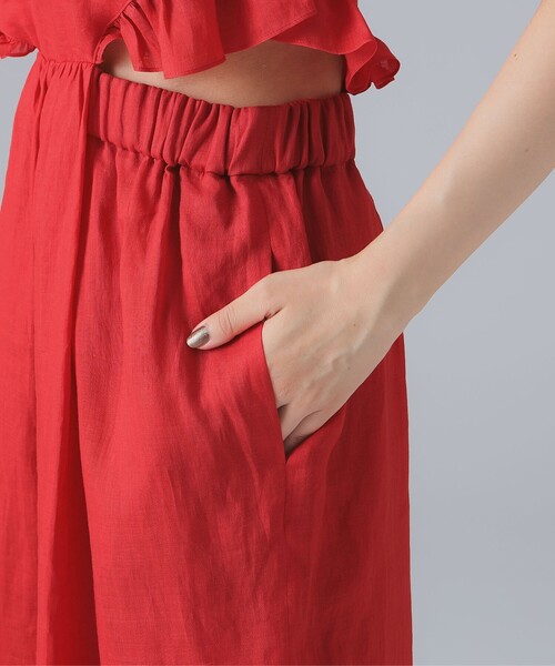 EFFE BEAMS（エッフェビームス）の「EFFE BEAMS / ラミー マキシワンピース（ワンピース・レディース・レッド/ダークグリーン・38/36）」の19枚目の写真