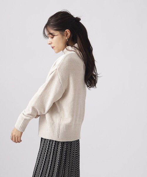 DRESKIP（ドレスキップ）の「◆【上品な光沢】なめらか ベロアモール モックネックニット（ニット/セーター・レディース・ベージュ/グレー/オフホワイト/ベビーピンク・02/03/04）」の22枚目の写真