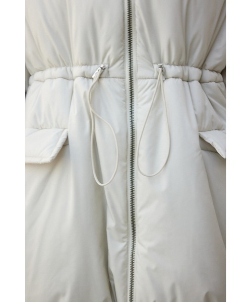 AZUL by moussy（アズールバイマウジー）の「中綿ミドルコート（ダウンジャケット/コート・レディース・アイボリー/ブラウン/ブラック・FREE）」の14枚目の写真