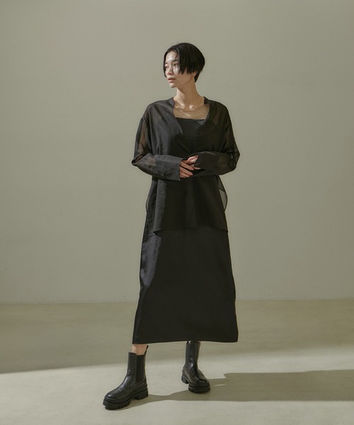 SALON adam et rope'(サロン アダム エ ロペ)の「オーガニックコットンスキッパーカラーシアーオーバーシャツ(シャツ/ブラウス・レディース・ホワイト/ブラック/ブラウン系その他2・FREE)」の8枚目の写真