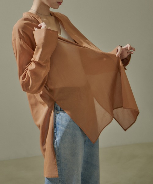 SALON adam et rope'(サロン アダム エ ロペ)の「オーガニックコットンスキッパーカラーシアーオーバーシャツ(シャツ/ブラウス・レディース・ホワイト/ブラック/ブラウン系その他2・FREE)」の9枚目の写真