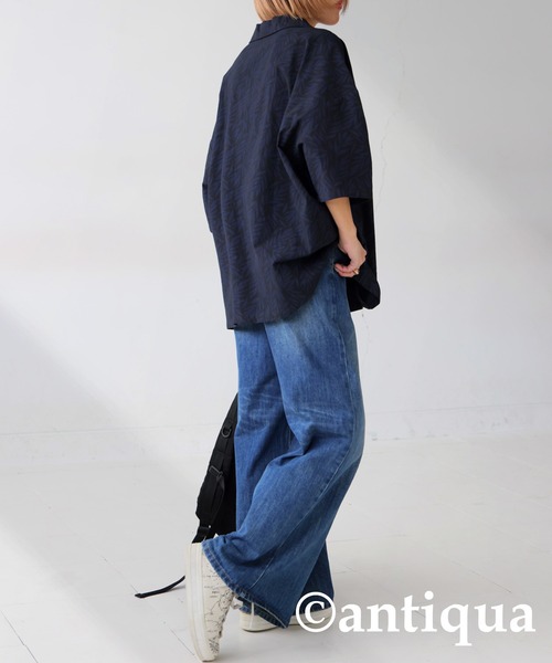 antiqua(アンティカ)の「リーフ柄シャツ(シャツ/ブラウス・レディース・ベージュ系その他/ブラック系その他・FREE)」の14枚目の写真