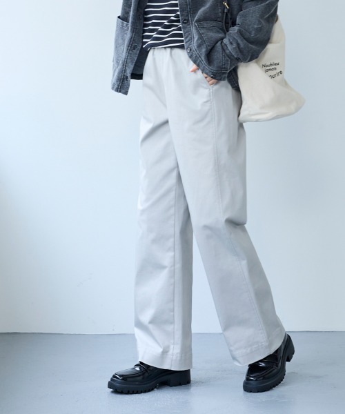 SMILE LAND（スマイルランド）の「<大きいサイズ> すごのびストレッチツイルカーブパンツ（ゆったりヒップ）（チノパンツ・レディース・ライトグレー/ブラック/ベージュ/グレー/カーキ系・LL/3L/4L/5L/L）」の20枚目の写真