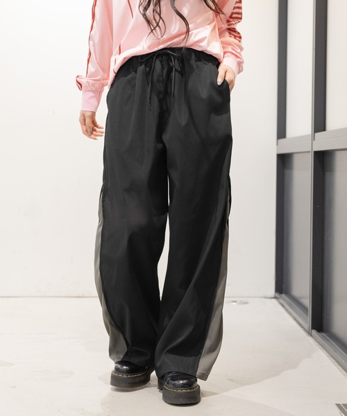 3.3 Field Trip （3.3フィールドトリップ）の「3.3 Field Trip／サイドZIPパンツ（カーゴパンツ・レディース・ブラック/アイボリー・FREE）」の6枚目の写真