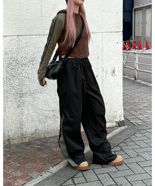 3.3 Field Trip （3.3フィールドトリップ）の「3.3 Field Trip／サイドZIPパンツ（カーゴパンツ・レディース・ブラック/アイボリー・FREE）」の10枚目の写真