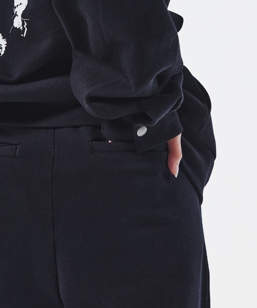 tk.TAKEO KIKUCHI(ティーケータケオキクチ)の「◆K'Project by Aoi Composer Embroidery Pants(その他パンツ・メンズ・チャコールグレー/ブラック・02/03)」の9枚目の写真