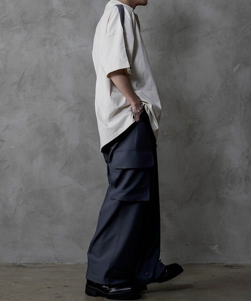 INTER FACTORY（インターファクトリー）の「ファッションインフルエンサー しの - Heavy Weight Cotton Half Zip Tee / ヘビーウェイトコットンハーフジップTシャツ　made in INTER FACTORY（Tシャツ/カットソー・メンズ・ホワイト/ブラック/グリーン・SMALL/LARGE/MEDIUM）」の8枚目の写真