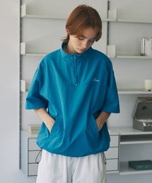 刺繍ロゴワッシャーナイロン 半袖ハーフジップ 裾ドローコード