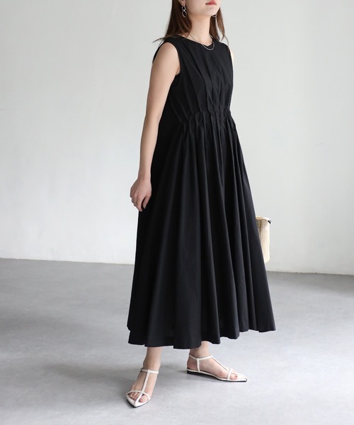 Riberry（リベリー）の「インド綿ブロードノースリウエストタックワンピース（ワンピース・レディース・ブルー/ブラック/オフホワイト/オレンジ・MEDIUM）」の11枚目の写真