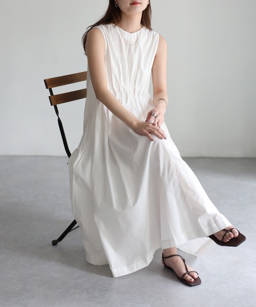 Riberry（リベリー）の「インド綿ブロードノースリウエストタックワンピース（ワンピース・レディース・ブルー/ブラック/オフホワイト/オレンジ・MEDIUM）」の18枚目の写真