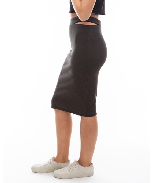 RVCA(ルーカ)の「RVCA レディース MINI RVCA RIB SKIRT スカート 【2024年夏モデル】/ルーカストレッチリブスカート(スカート・レディース・ブラック/アイボリー/ブラウン・MEDIUM/SMALL)」の8枚目の写真