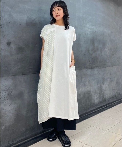 ZUCCa（ズッカ）の「(S)オパールドットジャージィー / S（ワンピース・レディース・ブラック/ネイビー/ホワイト・M size）」の5枚目の写真