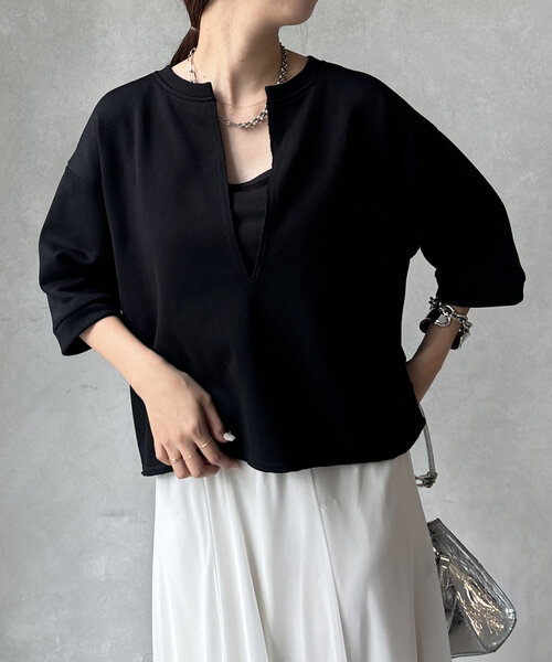 DouDou（ドゥドゥ）の「5分袖スリットプルオーバー（Tシャツ/カットソー・レディース・カーキ/ブラック/ベージュ・FREE）」の2枚目の写真