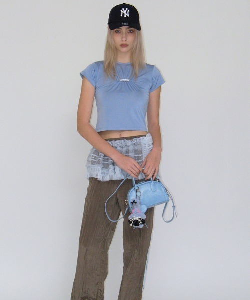セール】GLOSSY SHIRRING LOGO TOP（Tシャツ/カットソー