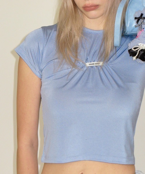セール】GLOSSY SHIRRING LOGO TOP（Tシャツ/カットソー