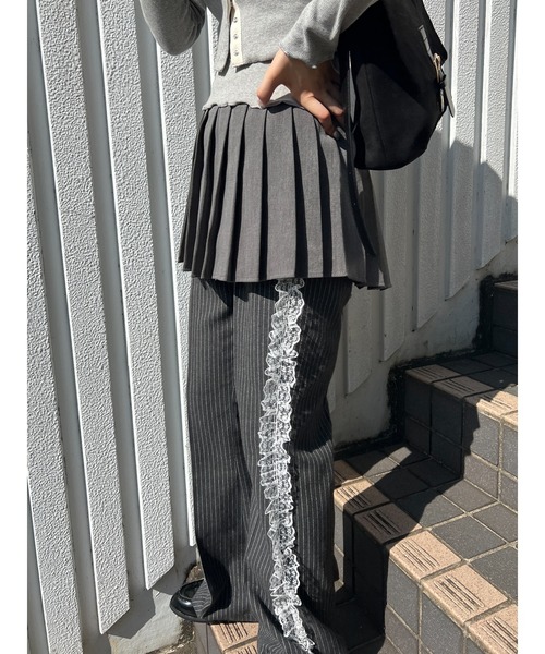 WC(ダブル シー)の「レースラインフレアパンツ(その他パンツ・レディース・グレー/ブラック・FREE)」の7枚目の写真