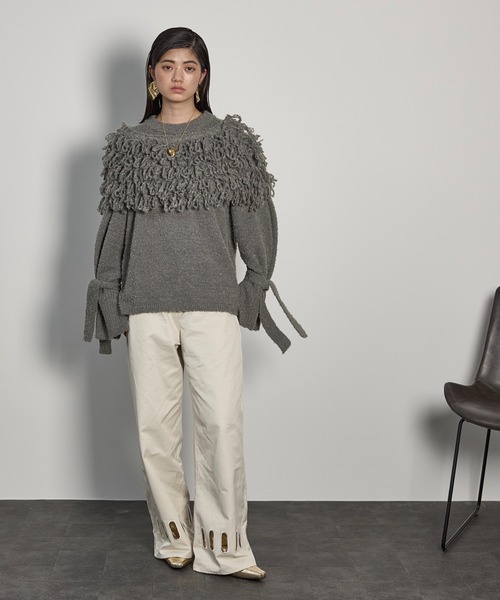 THE YOn(ザヨン)の「ループシャギーニットスヌード(ネックウォーマー/スヌード・レディース・アイボリー/ブラック/グレー・FREE)」の9枚目の写真