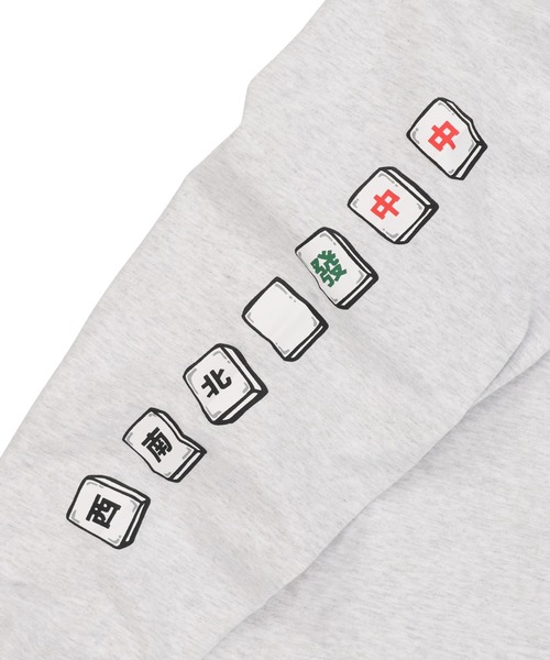 SPINNS(スピンズ)の「ストリート/袖プリントロンT 麻雀(Tシャツ/カットソー・メンズ・アッシュグレー/ブラック/ホワイト/ブルー系その他・ONESIZE)」の9枚目の写真