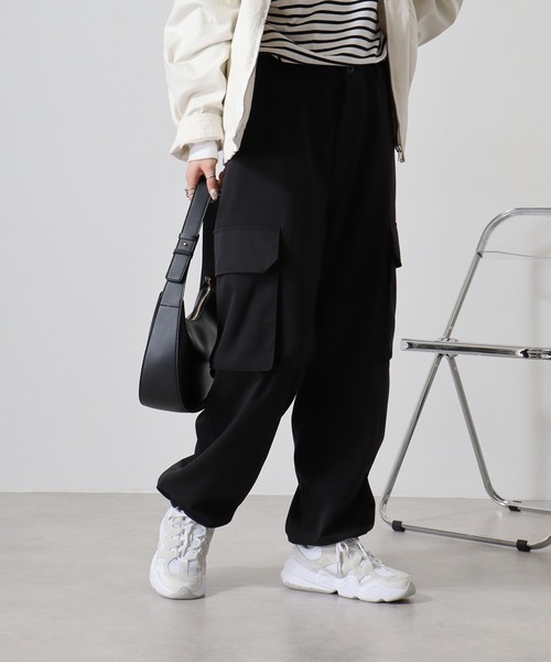 FUNALIVE(ファンアライブ)の「Hem spindle Cargo pants / TR裾スピンドルカーゴパンツ(カーゴパンツ・メンズ・ブラック系その他/カーキ/ブラック/ベージュ・L/M)」の21枚目の写真