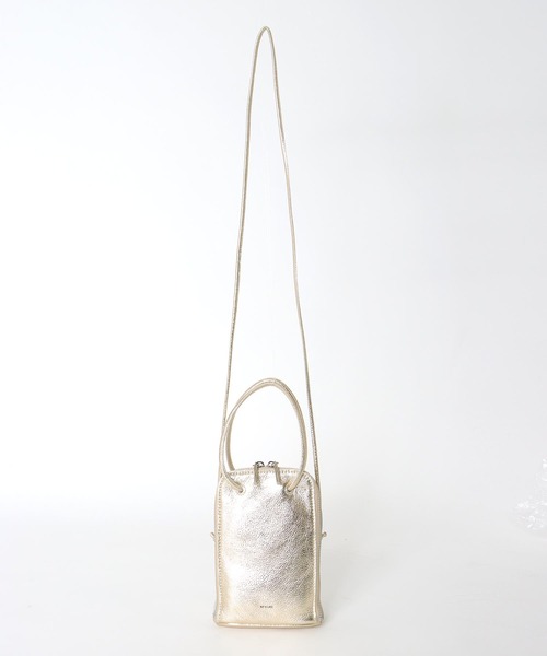 Jines(ジネス)の「カウレザー ブガッティ型2WAYミニショルダーBAG(ショルダーバッグ・レディース・ゴールド/シルバー・フリー)」の15枚目の写真
