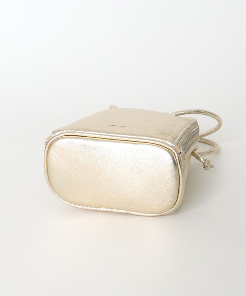 Jines(ジネス)の「カウレザー ブガッティ型2WAYミニショルダーBAG(ショルダーバッグ・レディース・ゴールド/シルバー・フリー)」の16枚目の写真