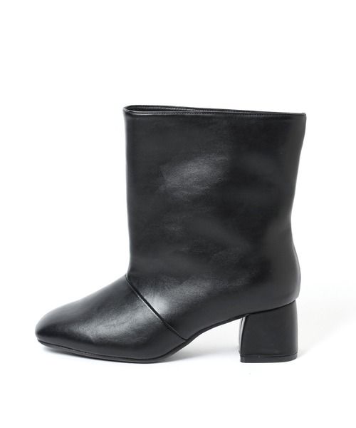 BAYFLOW（ベイフロー）の「ワイドミドルブーツ（ブーツ・レディース・ブラック/アイボリー・LARGE/MEDIUM）」の4枚目の写真