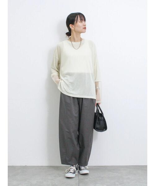 Samansa Mos2 blue（サマンサモスモスブルー）の「タックコクーンイージーパンツ（その他パンツ・レディース・ライトベージュ/チャコールグレー/カーキ/ブラック・F）」の11枚目の写真